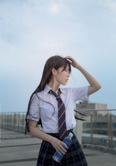 神秘感染2女主好漂亮啊