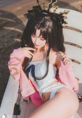 打屁股+女仆+开挡内裤