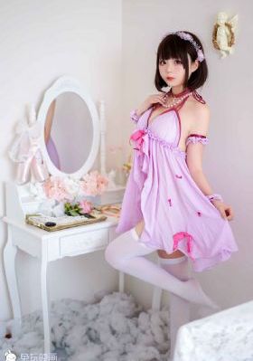 西厢艳淡