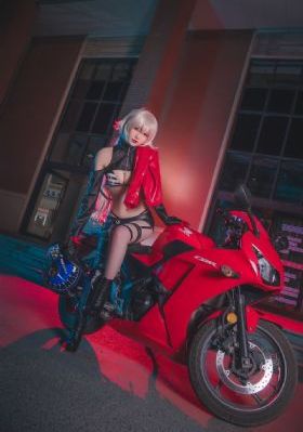 善良的女邻居3